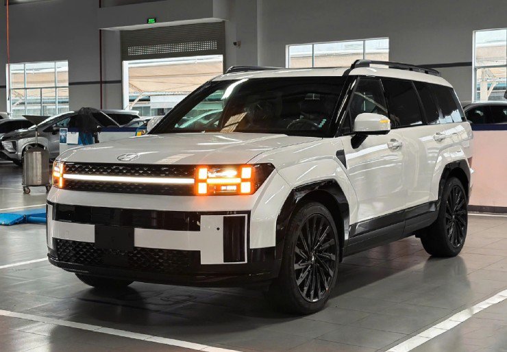 https://at1cdn.click.vn/upload/2-2025/images/2025-05-20/santafe3-1747758869-185-width740height514.jpeg