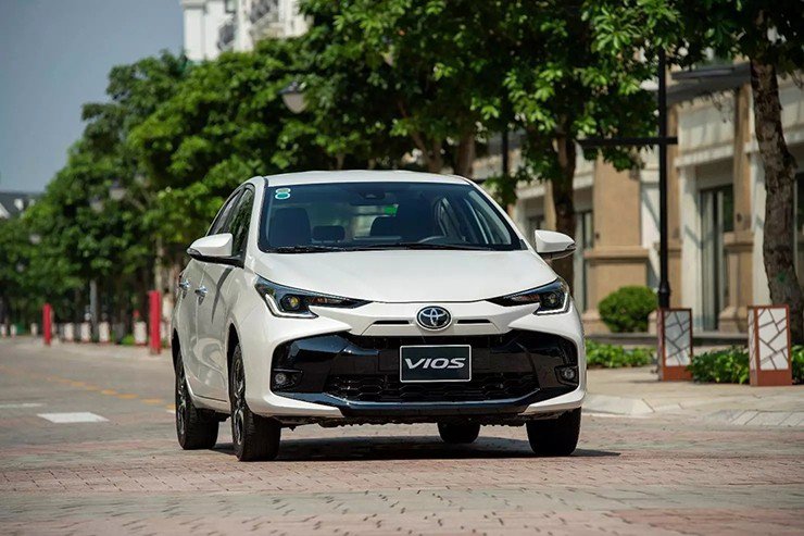 https://at1cdn.click.vn/upload/2-2025/images/2025-06-20/vios1-1750413806-691-width740height493.jpg