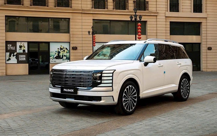 Hyundai Palisade 2026 bắt đầu nhận đặt cọc tại đại lý, giá tạm tính khoảng 1,7 tỷ đồng.